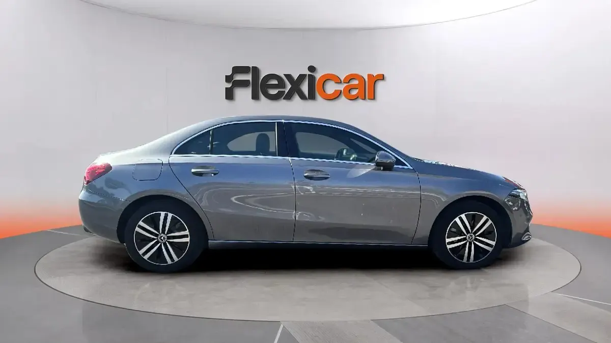 Usado Mercedes A250 218 CV (160 kW) 2022 Gris Berlina