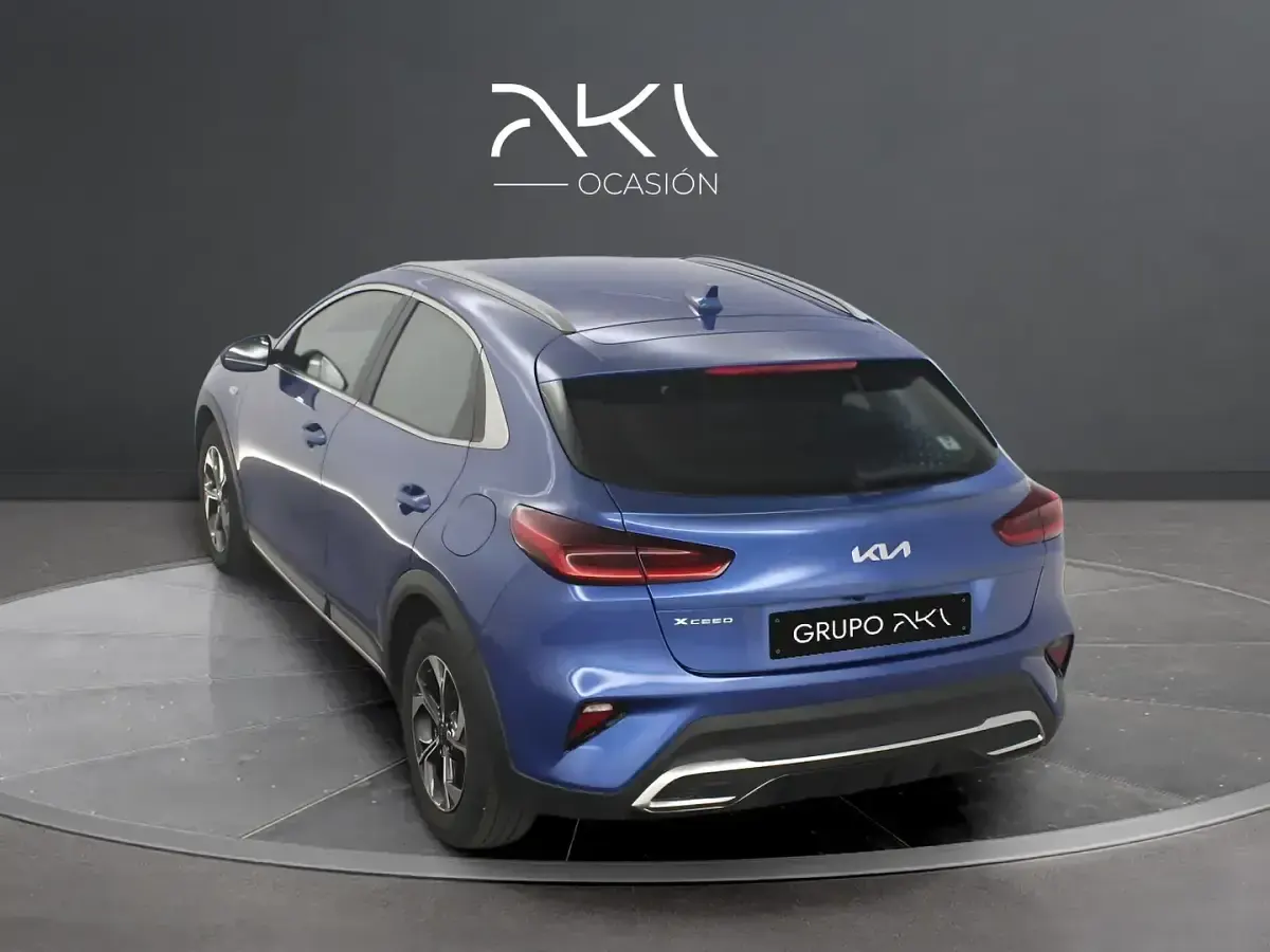 Usado Kia XCeed 101 CV (74 kW) 2025 Azul SUV