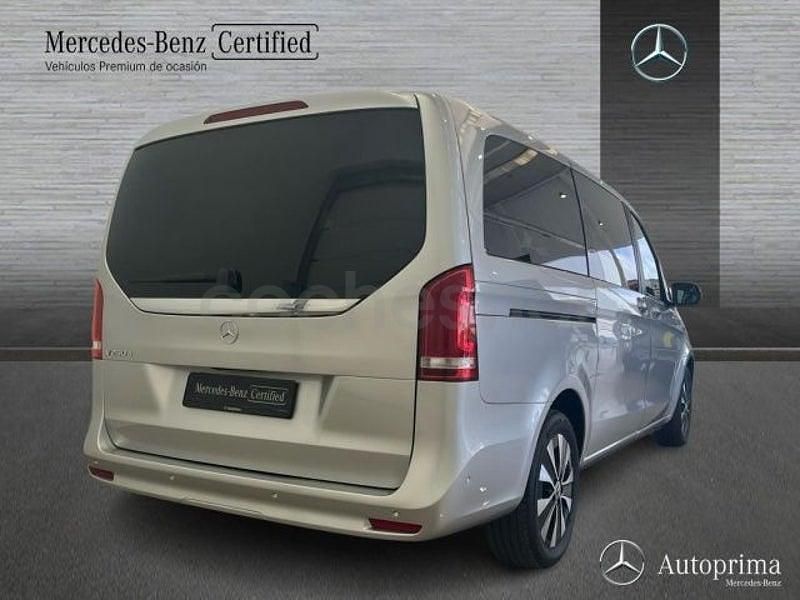 Usado Mercedes V250 190 CV (139 kW) 2023 Gris / plata Monovolumen