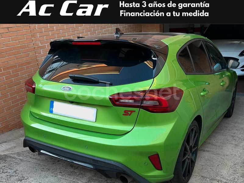 Usado Ford Focus ST 280 CV (205 kW) 2023 Verde Berlina