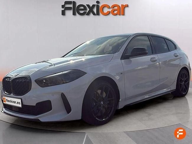 Negro Usado 2024 BMW M135 Utilitario | 42.790 € (Precio justo) - Imagen 1/4
