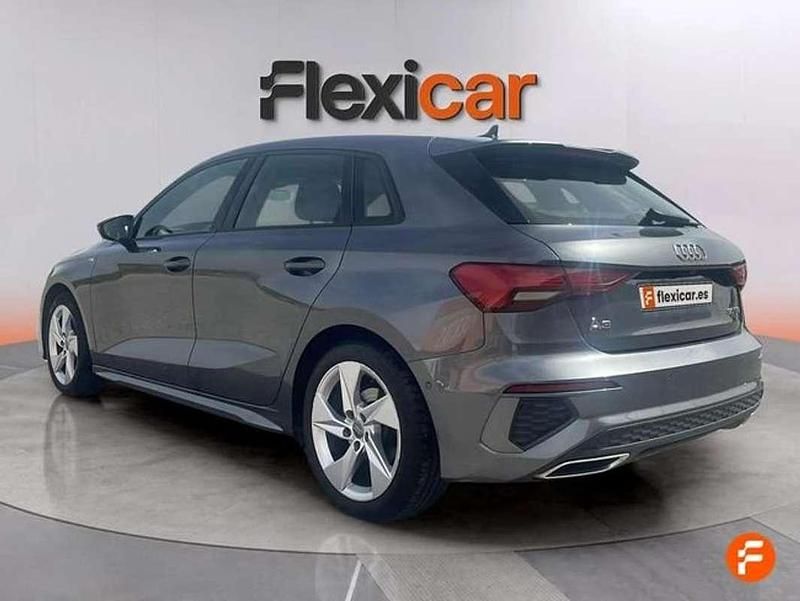 Usado Audi A3 Sportback S-Line 150 CV (110 kW) 2020 Gris Utilitario