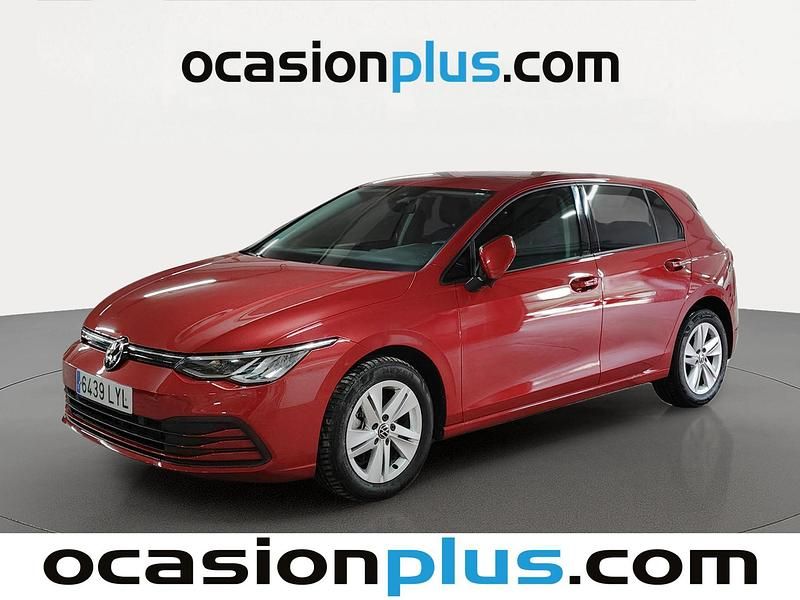 Rojo Usado 2022 VW Golf VIII Life Utilitario | 20.810 € (Precio justo) - Imagen 1/4