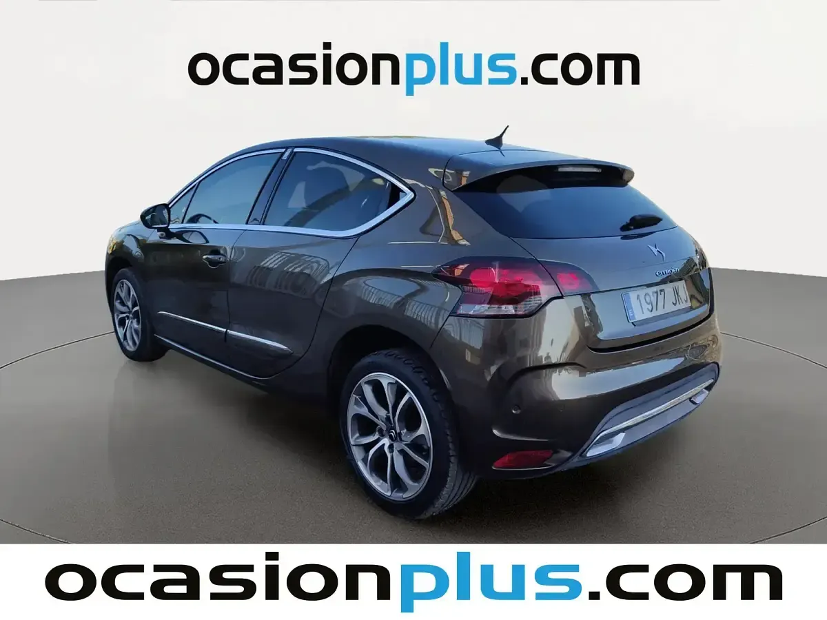 Usado Citroën DS4 Style 114 CV (83 kW) 2015 Marrón Utilitario