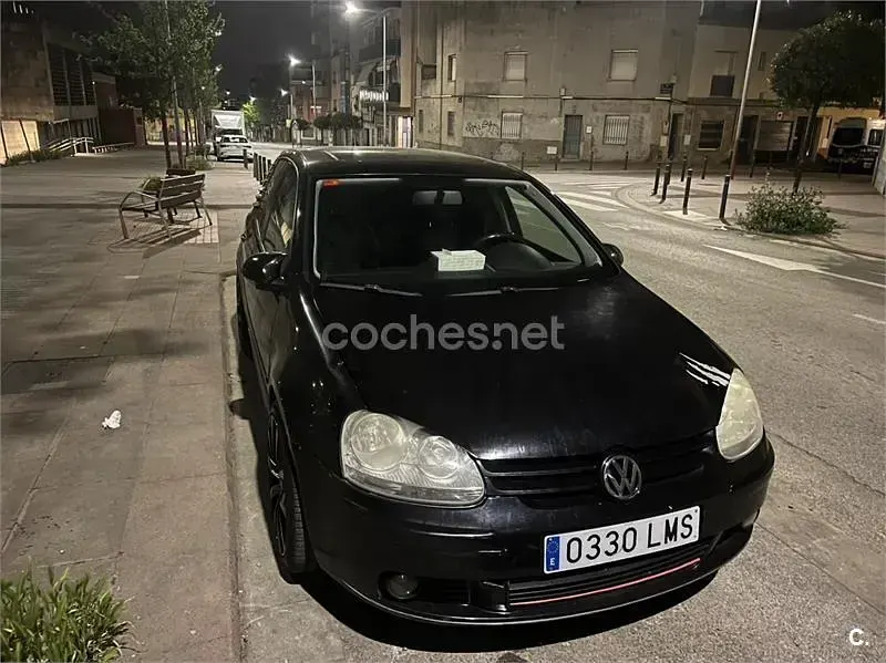 Usado VW Golf V 105 CV (77 kW) 2007 Negro Berlina