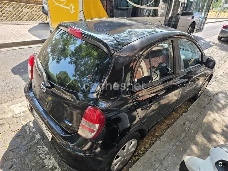 Usado Nissan Micra Premium Edition 80 CV (58 kW) 2011 Negro Utilitario