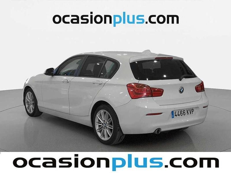 Usado BMW 116 116 CV (85 kW) 2019 Blanco Utilitario