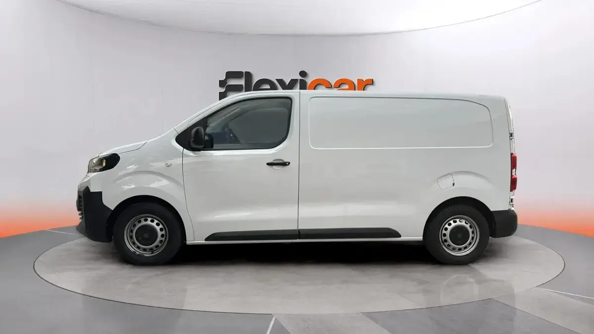 Usado Peugeot Expert 120 CV (88 kW) 2024 Blanco Van