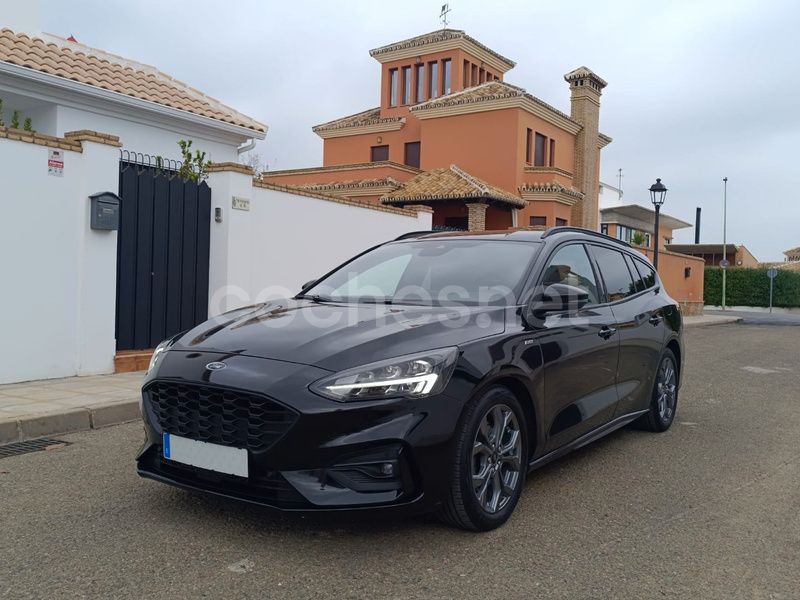 Negro Usado 2019 Ford Focus ST-Line Familiar | 14.500 € (Precio justo) - Imagen 1/4