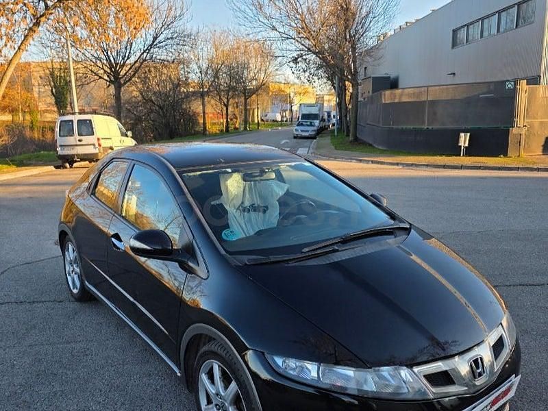 Usado Honda Civic Comfort 83 CV (61 kW) 2009 Negro Berlina