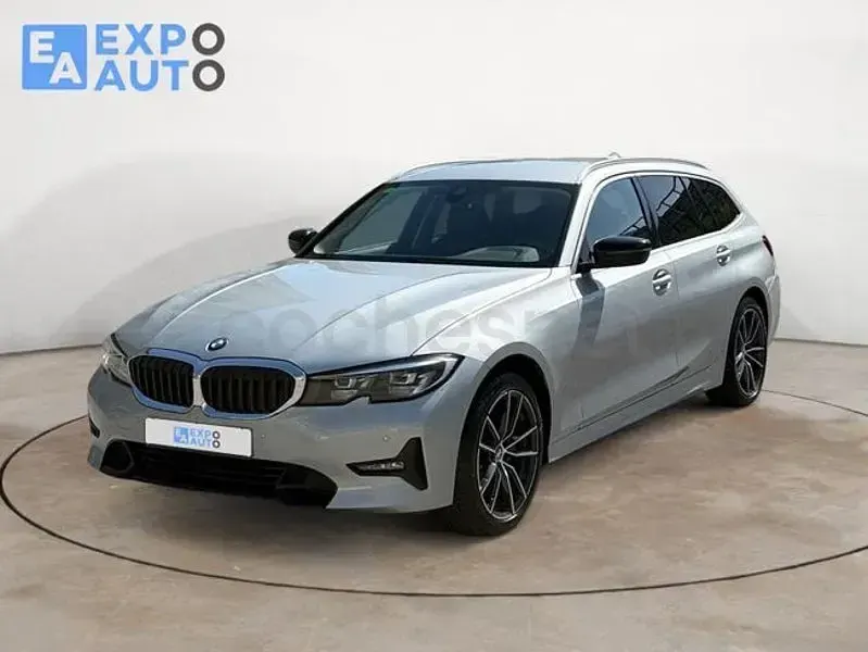 Usado BMW 320 Comfort Edition 190 CV (139 kW) 2020 Gris / plata Familiar