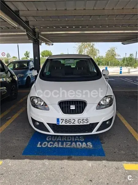 Usado Seat Altea Sport 125 CV (91 kW) 2010 Blanco Monovolumen