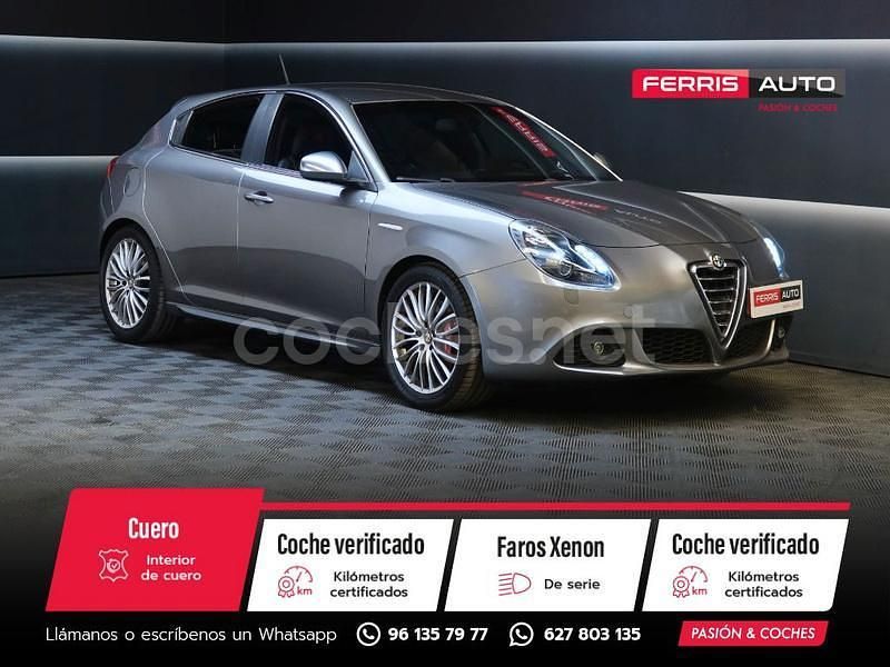 Gris Usado 2013 Alfa Romeo Giulietta Quadrifoglio Verde Utilitario | 16.490 € - Imagen 1/4