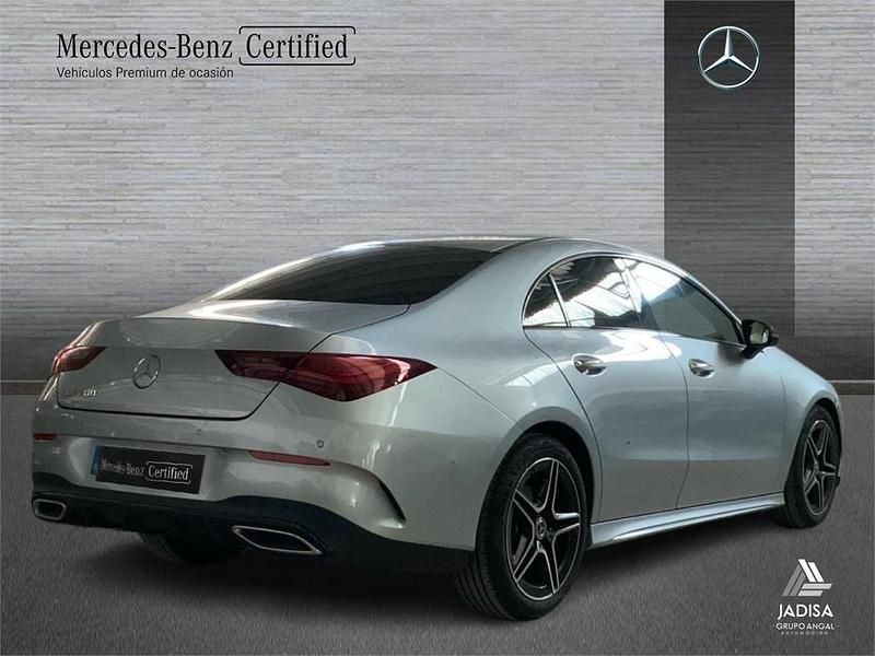 Usado Mercedes CLA200 AMG line 163 CV (119 kW) 2025 Blanco Berlina
