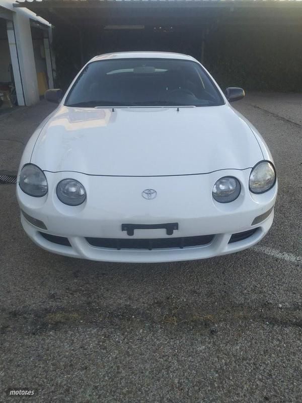 Usado Toyota Celica 116 CV (85 kW) 1997 Blanco Coupe