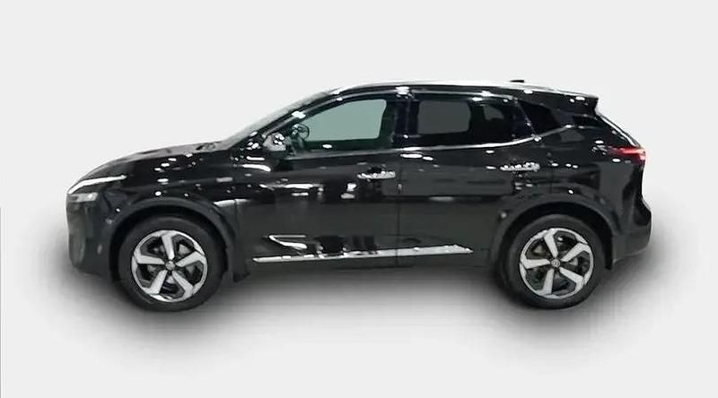 Usado Nissan Qashqai 158 CV (116 kW) 2021 Midnight black (metalizado) SUV