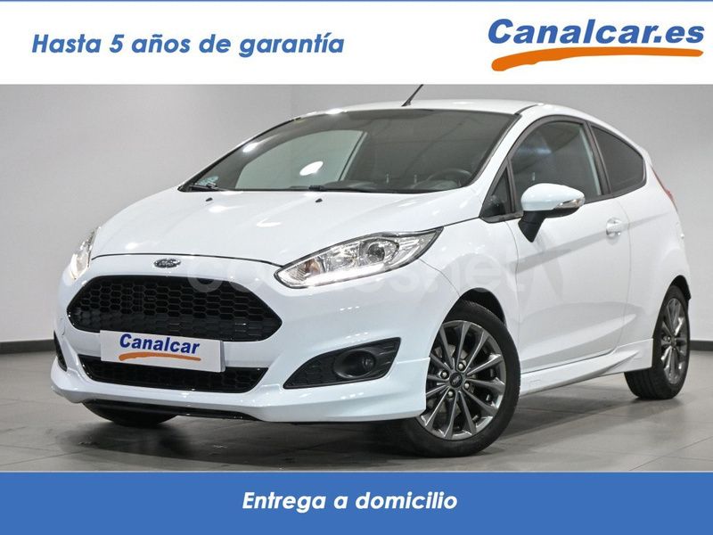 Blanco Usado 2016 Ford Fiesta ST-Line Utilitario | 7490 € (Precio justo) - Imagen 1/4