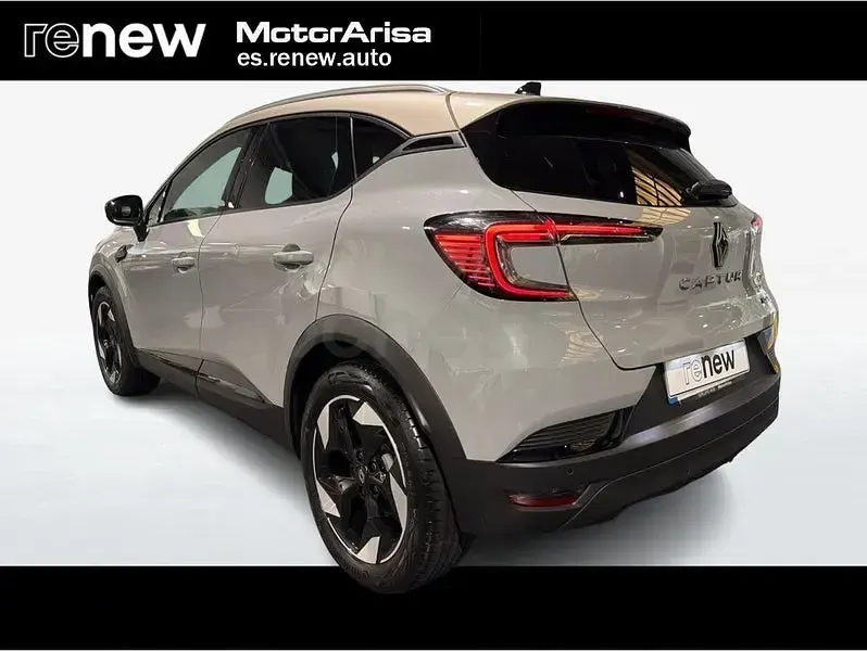Używany Renault Captur Techno 145 KM (106 kW) 2025 Szary SUV