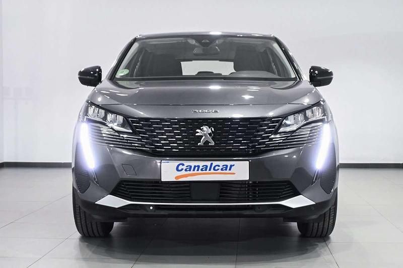 Usado Peugeot 3008 Active 120 CV (88 kW) 2022 Plateado Monovolumen