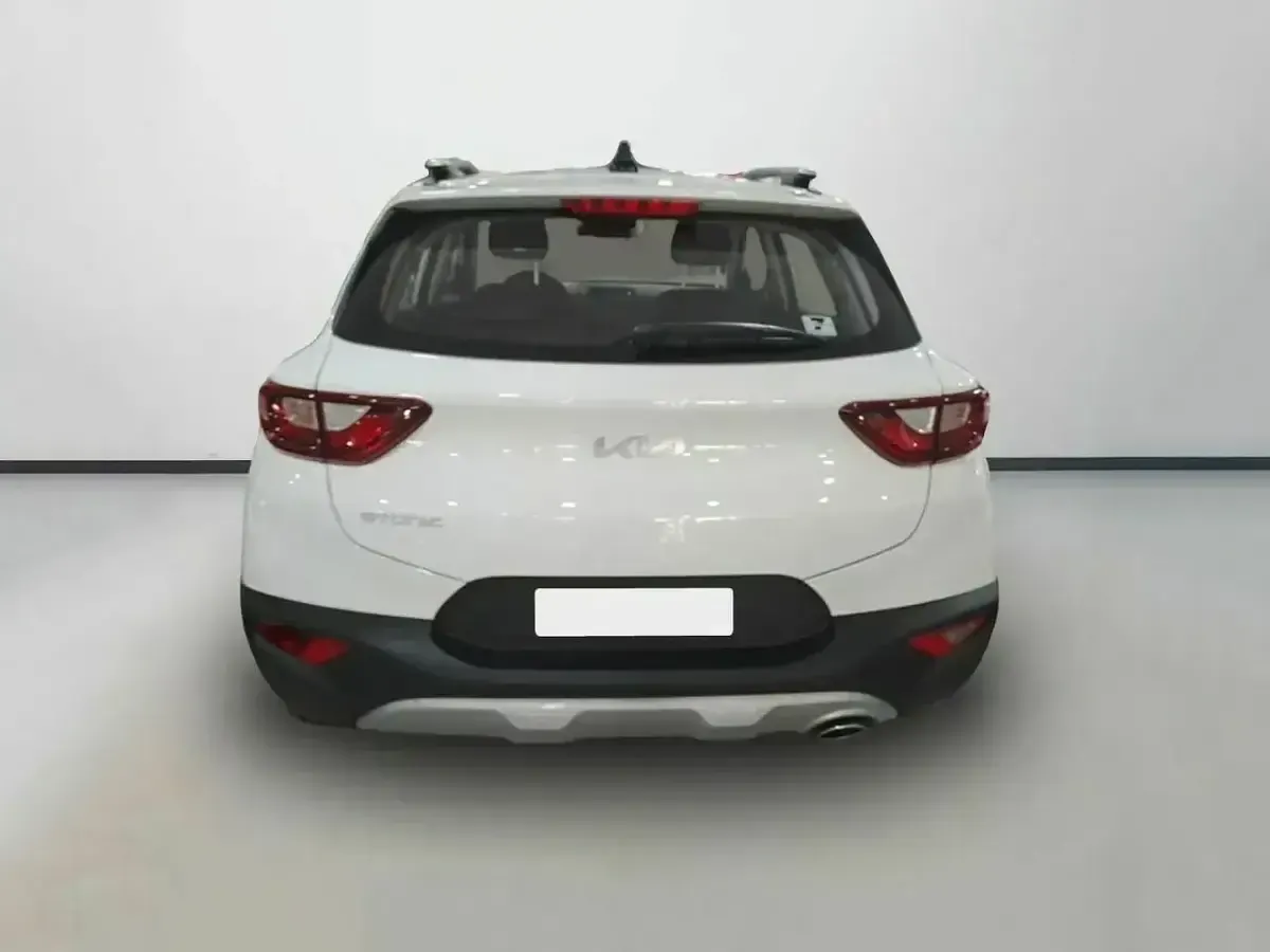 Nuevo Kia Stonic 100 CV (73 kW) 2025 Blanco SUV