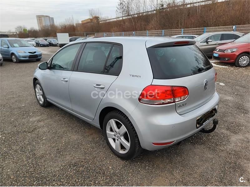 Usado VW Golf VI Advance 105 CV (77 kW) 2011 Gris / plata Utilitario