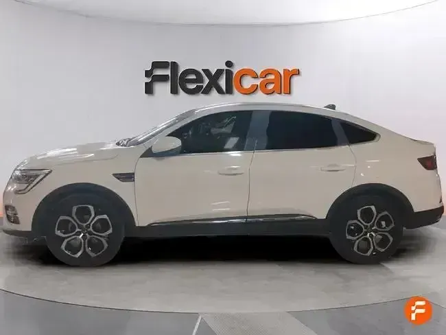 Usado Renault Arkana Equilibre 140 CV (102 kW) 2022 Blanco SUV