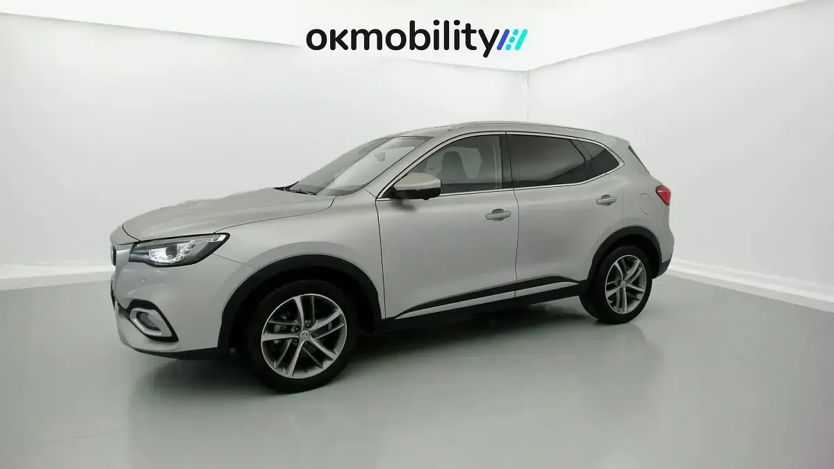 Usado MG HS Luxury 162 CV (119 kW) 2023 Plata SUV