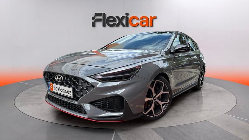 Usado Hyundai i30 250 CV (183 kW) 2024 Gris Berlina