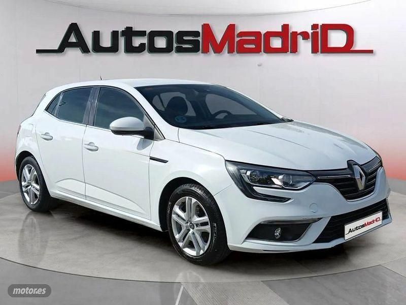 Usado Renault Mégane IV Bose Edition 115 CV (84 kW) 2019 Blanco Berlina