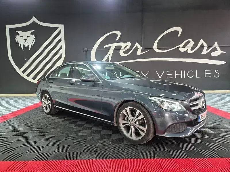 Usado Mercedes C220 170 CV (125 kW) 2017 Gris / plata Berlina