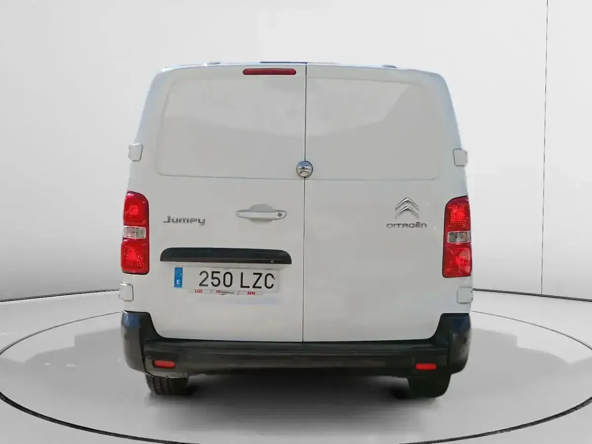 Usado Citroën Jumpy 102 CV (75 kW) 2021 Blanco Monovolumen