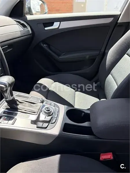 Usado Audi A4 S-Line 150 CV (110 kW) 2015 Gris / plata Berlina