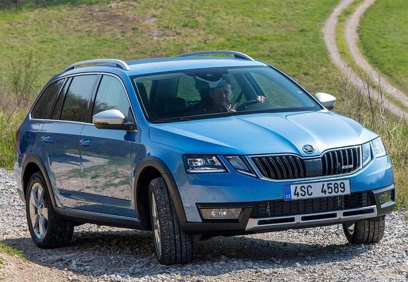 Usado Skoda Octavia 184 CV (135 kW) 2015 Blanco Utilitario