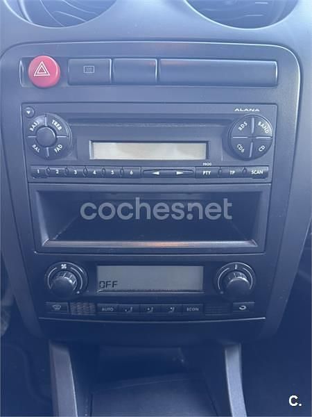 Negro Usado 2004 Seat Ibiza Sport Berlina | 3100 € (Precio justo) - Imagen 1/4