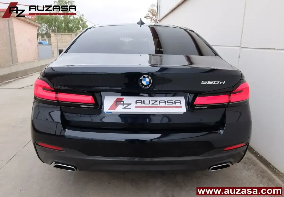 Occasion BMW 520 Comfort Edition 190 PK (139 kW) 2021 Blauw Sedan