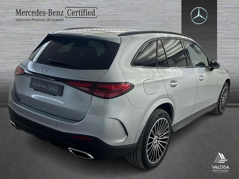 Nuevo Mercedes GLC300e 333 CV (244 kW) 2025 Gris / plateado SUV