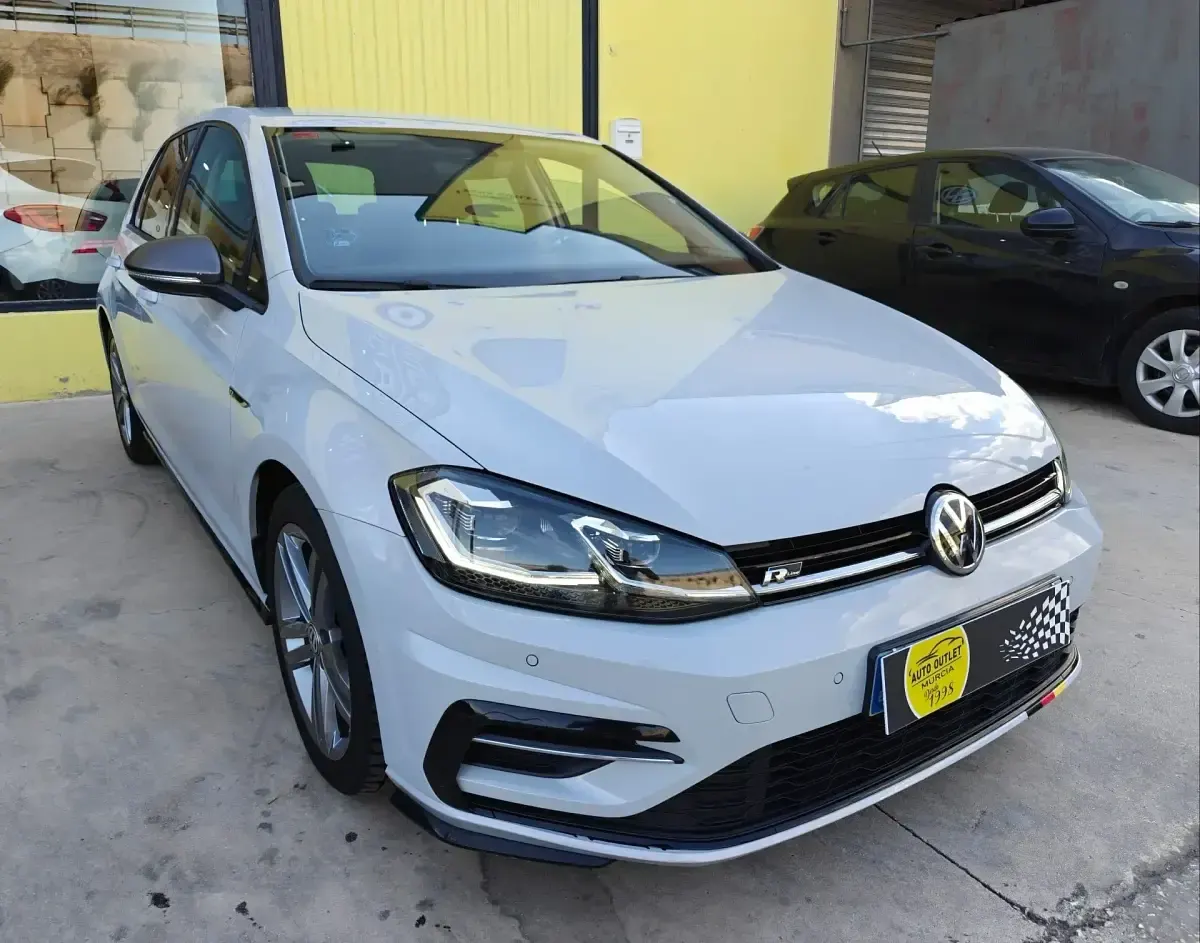 Usado VW Golf VII Sportline 115 CV (84 kW) 2017 Blanco Berlina