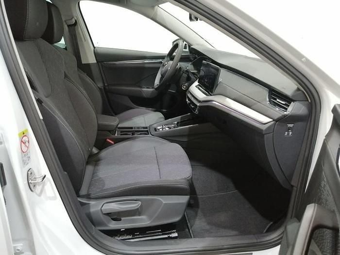 Nuevo Skoda Octavia G-TEC Ambition 131 CV (96 kW) 2025 Blanco Familiar