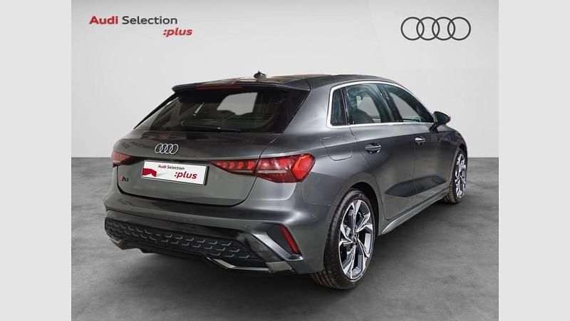 Usado Audi A3 S-Line 150 CV (110 kW) 2024 Gris daytona efecto perla Berlina