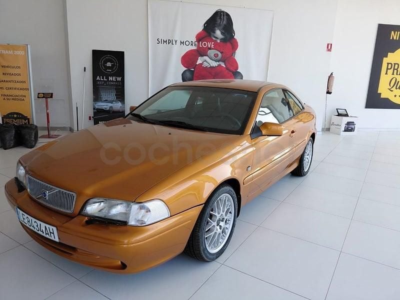 Usado Volvo C70 193 CV (141 kW) 2000 Marrón Coupe