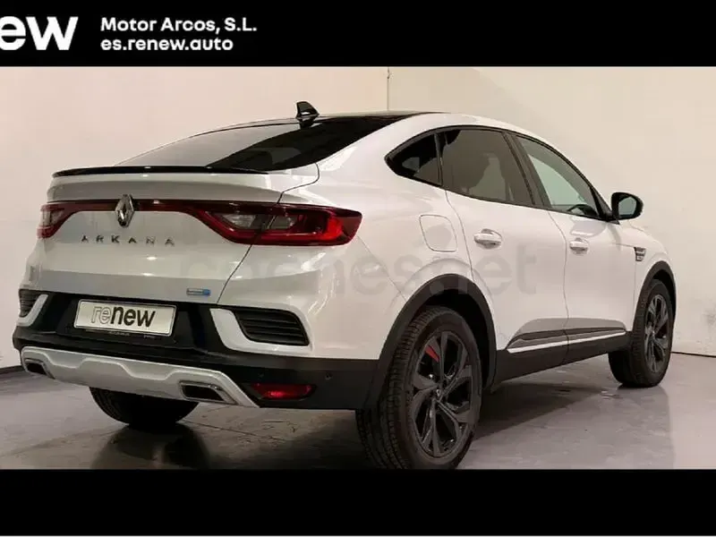 Usado Renault Arkana RS Line 145 CV (106 kW) 2022 Blanco SUV