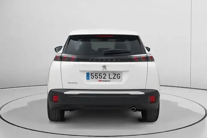 Usado Peugeot 2008 Active 110 CV (80 kW) 2022 SUV