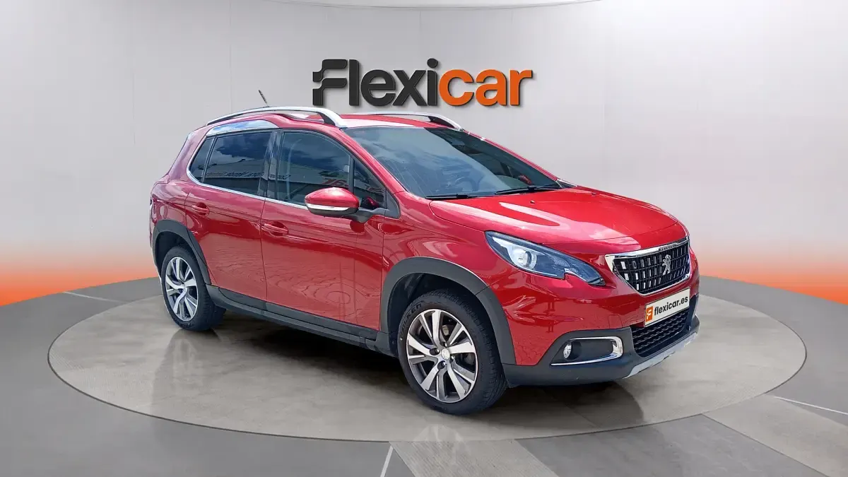 Usado Peugeot 2008 Allure 130 CV (95 kW) 2019 SUV