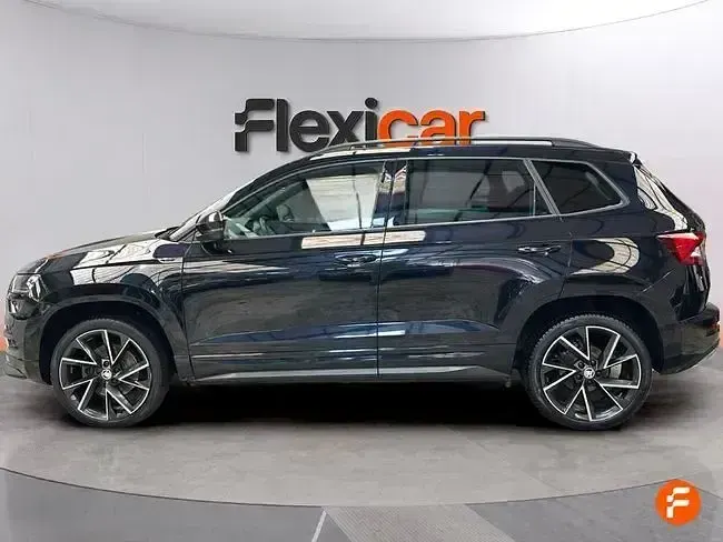 Usado Skoda Karoq SportLine 150 CV (110 kW) 2020 Negro SUV