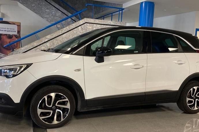 Usado Opel Crossland X Excellence 110 CV (80 kW) 2017 Blanco SUV