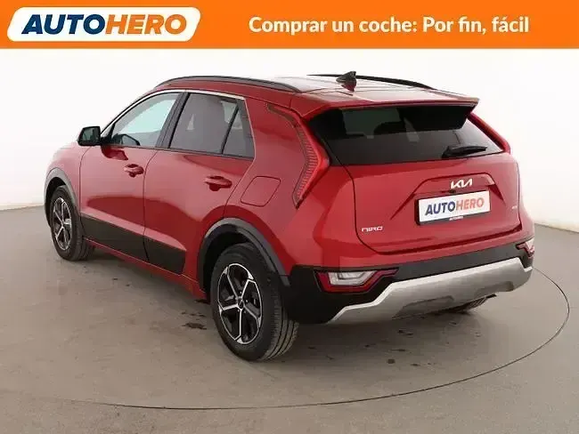 Usado Kia Niro 129 CV (94 kW) 2024 Rojo SUV