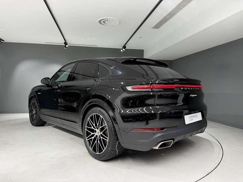 Usado Porsche Cayenne 470 CV (345 kW) 2024 Negro SUV