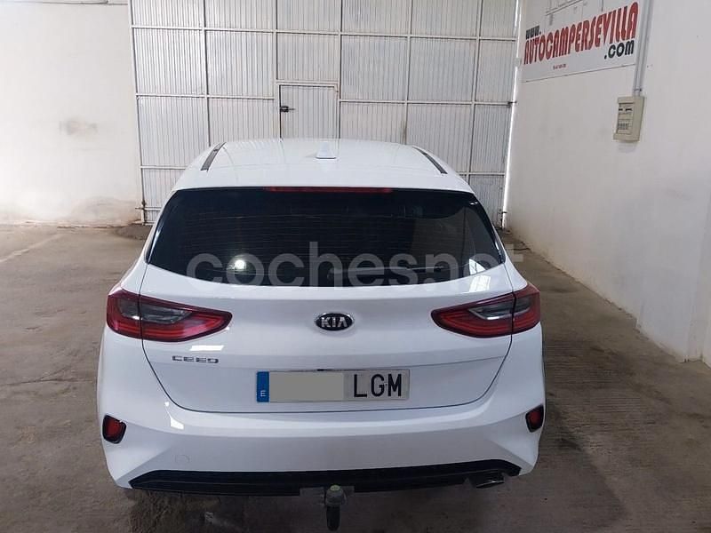 Usado Kia Ceed 115 CV (84 kW) 2020 Blanco Utilitario