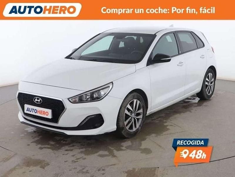 Usado Hyundai i30 GO! 120 CV (88 kW) 2019 Blanco Familiar