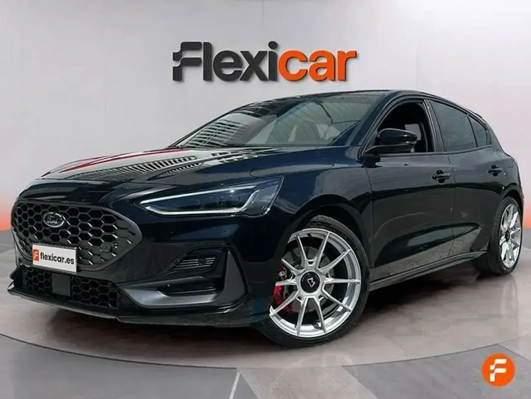 Begagnad Ford Focus ST 280 HK (205 kW) 2024 Svart Halvkombi